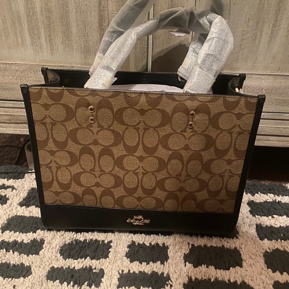 Coach Dempsey Carryall bag